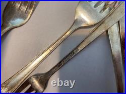 Silverplate flatware fork spoon knife 142 pieces mixed brands Rogers Oneida +
