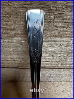 Silverware VT-9 WM Rogers Extra Plate IS 1938 Revelation Monogrammed S (92 Pics)