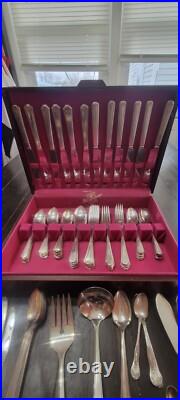 Simeon L & George H Rogers Company X Tra Oneida Huge Silver Plate Set 96-pieces