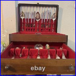 Simeon george rogers co oneida ltd Silverware Set 86 Piece With Box