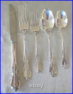 Southern Splendor Rogers & Bros IS Silver Plate Flatware set in Wooden Chest