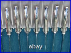 Stunning Well Maintained Art Noveau 1847 Rogers Ambassador Silverplate Set