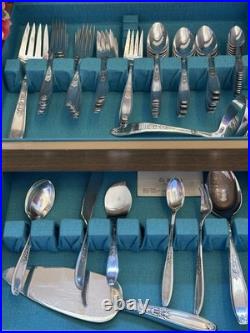 Stunning Well Maintained Art Noveau 1847 Rogers Ambassador Silverplate Set