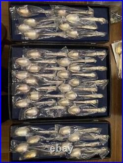 (UNOPENED) Wm Rogers Silver Plate 34 Presidents Commemorative Spoon Collection