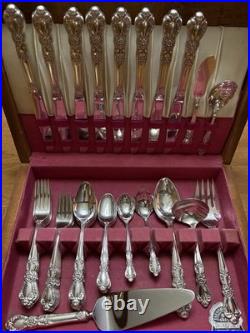 VERY NICE 51 Pc 1847 ROGER BROS SILVERPLATE SET