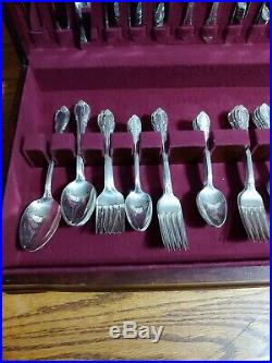 VINTAGE 1847 ROGERS BROS. IS Remembrance Service For 12 Silverware 76 PIECE