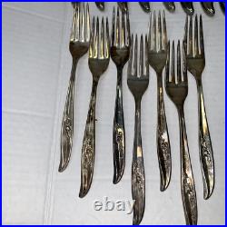 VINTAGE? 1847 Wm ROGERS Silverware Silver plate Magic Rose 42 Pieces