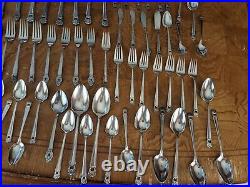 VINTAGE Rogers Bros 1847 ETERNALLY YOURS Silverware Flatware With Chest 70 Piece