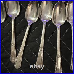 VINTAGE Silver Plate 54 PC 8 Place Settings WM ROGERS MFG IS Silver plate with box
