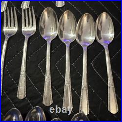 VINTAGE Silver Plate 54 PC 8 Place Settings WM ROGERS MFG IS Silver plate with box