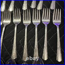 VINTAGE Silver Plate 54 PC 8 Place Settings WM ROGERS MFG IS Silver plate with box