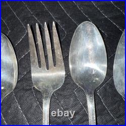 VINTAGE Silver Plate 54 PC 8 Place Settings WM ROGERS MFG IS Silver plate with box