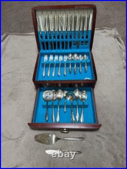 VTG 1847 Rogers Bros 67 Piece IS Silverware Set withBox Serving Utensils Rare VTG 1847 Rogers Bros 67 Piece IS Silverware Set withBox Serving Utensils Rare