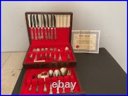 VTG 1950's WM Rogers Co. Extra Plate Magnolia 49 Piece Silverware Set in Box EUC