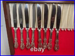 VTG 1950's WM Rogers Co. Extra Plate Magnolia 49 Piece Silverware Set in Box EUC