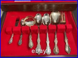 VTG 1950's WM Rogers Co. Extra Plate Magnolia 49 Piece Silverware Set in Box EUC