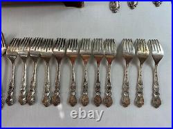 VTG Lot Set of 79pcs 1847 ROGERS BROS IS HERITAGE SILVERWARE FLATWARE + 5 Grapes