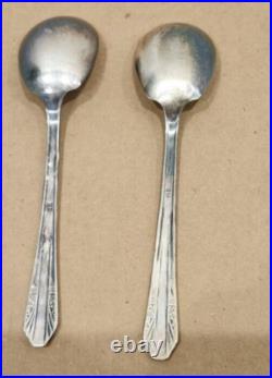 VTG! Rogers & Bros XII Sectional Picardy Silver Plate Flatware & Wood Box 57 Pc VTG! Rogers & Bros XII Sectional Picardy Silver Plate Flatware & Wood Box 57 Pc