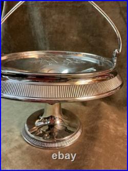 Victorian William Rogers Brothers silver plate fruit basket shamrock design Etch