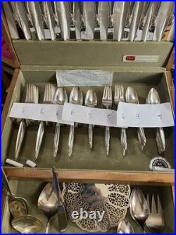 Vintage75pcs 1847 rogers brothers reflection silverplate with case+ center plate