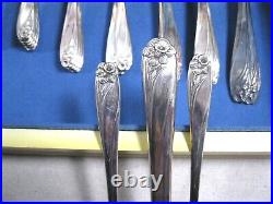 Vintage 1847 ROGERS BROS. Daffodil Service for 8 Silverware Set with Wooden Box