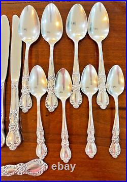 Vintage 1847 ROGERS BROS HERITAGE Flatware Set of 22 Silverplate Silverware IS