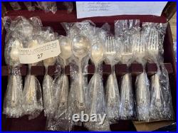 Vintage 1847 Rogers Bros Eternally Yours 47-Pc Silverplate Flatware Set with Chest Vintage 1847 Rogers Bros Eternally Yours 47-Pc Silverplate Flatware Set with Chest