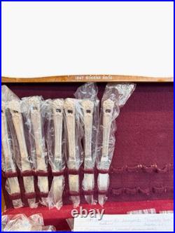 Vintage 1847 Rogers Bros Eternally Yours 47-Pc Silverplate Flatware Set with Chest