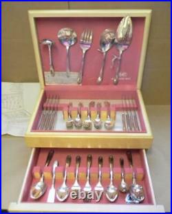 Vintage 1847 Rogers Bros IS Daffodil 54 Piece Silverware Set in Chest complete