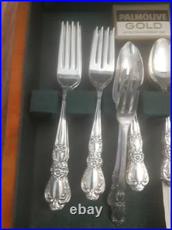 Vintage 1847 Rogers Bros IS HERITAGE 72 PCS Silverplate Flatware Service For 8