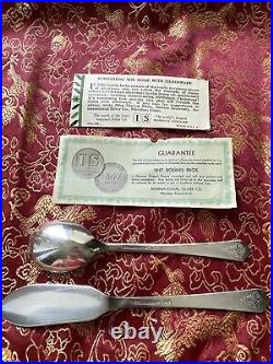 Vintage 1847 Rogers Bros IS Her Majesty Flatware Grill Knife Forks Spoons 29 PC