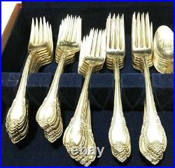 Vintage 1847 Rogers Bros. Remembrance Silverplate Flatware 88 pc with Case