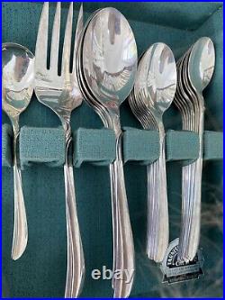 Vintage 1847 Rogers Bros Silverware 62 Pc Service For 8 Flair-Like Pattern Chest