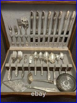 Vintage 1847 Rogers Bros Silverware Set Of 60, With Case(First Love Pattern)