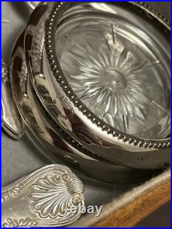 Vintage 1847 Rogers Bros Silverware Set Of 60, With Case(First Love Pattern)
