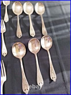 Vintage 1847 Rogers Brothers silver plate flatware service for 12