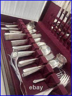 Vintage 1881 Rogers Oneida Melody Silverplate 72 Pc Flatware Set with Chest Vintage 1881 Rogers Oneida Melody Silverplate 72 Pc Flatware Set with Chest
