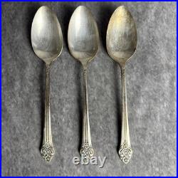 Vintage 1881 Rogers Oneida Plantation Silver plate Flatware 55 Pieces In Box