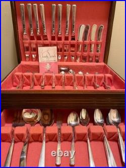 Vintage 1947 1881 Rogers Capri Silverplate Flatware Set 70 Piece Original Case