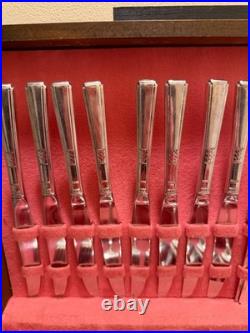 Vintage 1947 1881 Rogers Capri Silverplate Flatware Set 70 Piece Original Case