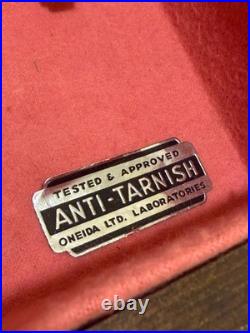 Vintage 1947 1881 Rogers Capri Silverplate Flatware Set 70 Piece Original Case