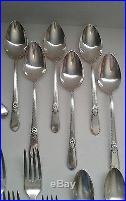Vintage 32 Pieces Rogers Bros 1847 Adoration Is Pattern Silver Plate Silverware