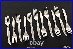Vintage 54pc Mixed Silverware Set In Case WB Rogers Flair Oneida International