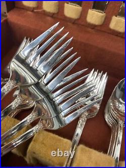 Vintage APRIL 54 Piece WM Rogers & Son Silverplate Flatware Set Spoon Knife Fork