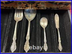 Vintage Grand Elegance Wm Rogers Mfg Co 8 Settings Silverplate Flatware With Chest Vintage Grand Elegance Wm Rogers Mfg Co 8 Settings Silverplate Flatware With Chest