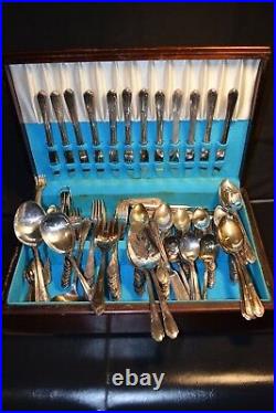 Vintage ROGERS MEADOWBROOK HEATHER IVY Silver Plate Lot of 163 pieces