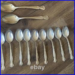 Vintage Roger's & Bro. Daybreak Elegant Lady 116 piece Silverware Set