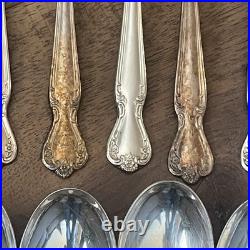 Vintage Roger's & Bro. Daybreak Elegant Lady 116 piece Silverware Set