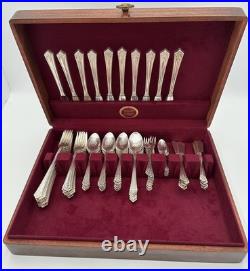 Vintage Rogers Bros. 1847 Stainless IS Silver plate 85 pc. Her Majesty Pattern