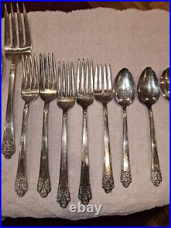 Vintage Rogers DeLuxe Plate Silverware, Precious with Original Peperwork 77 Piec